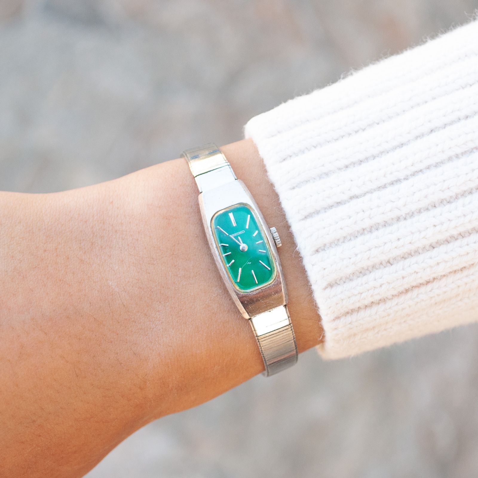 SEEK Vintage | Timeless Vintage Pieces