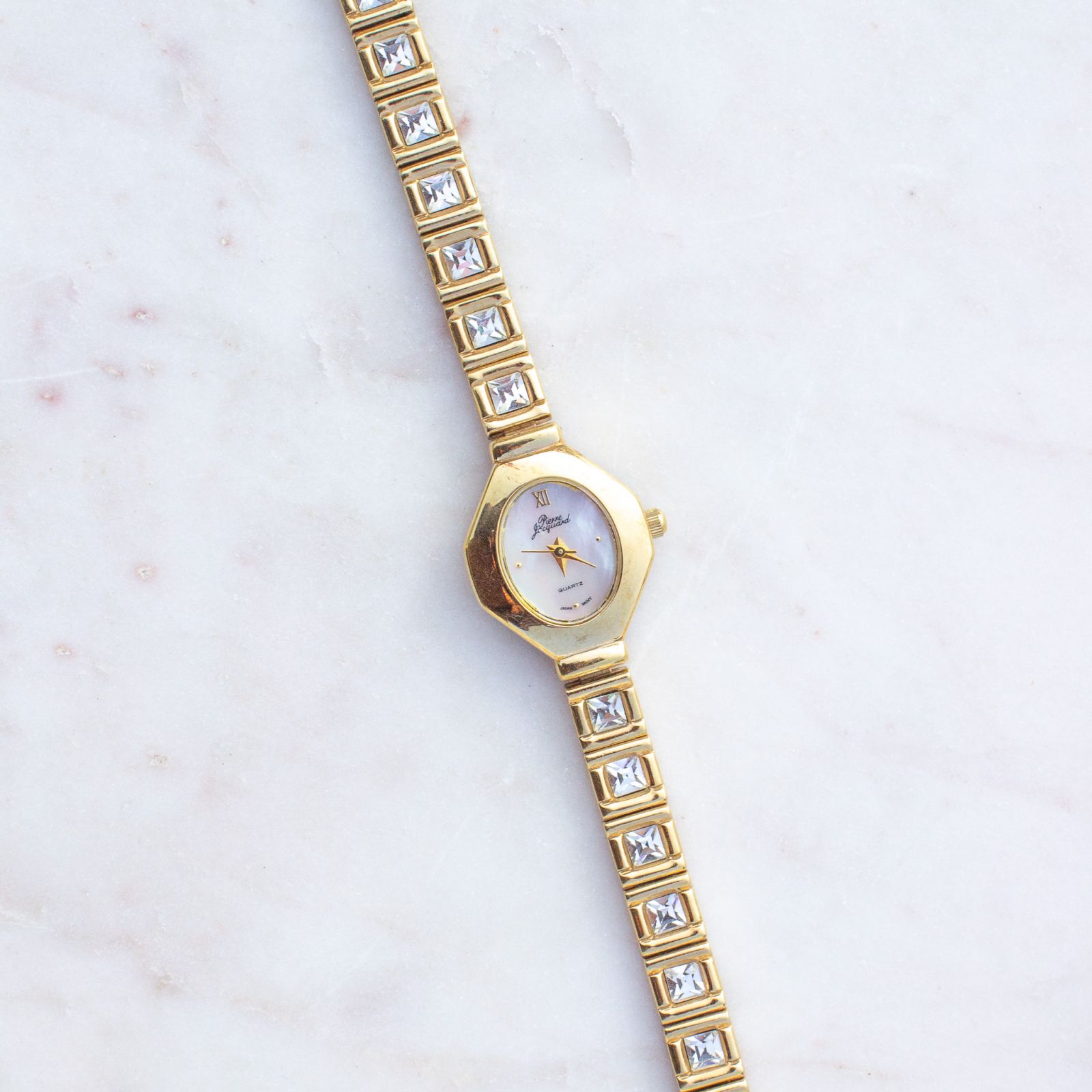 SEEK Vintage | Timeless Vintage Pieces