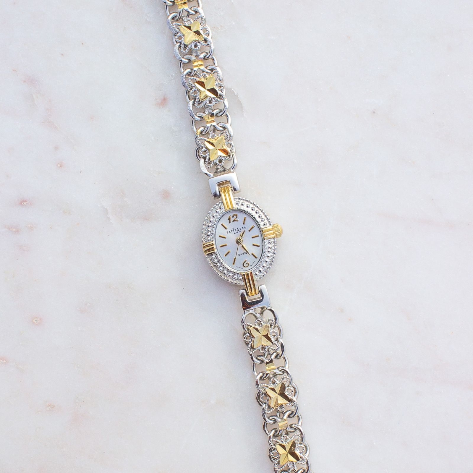 SEArie.vintageチェック SEEK Vintage | Timeless Vintage Pieces