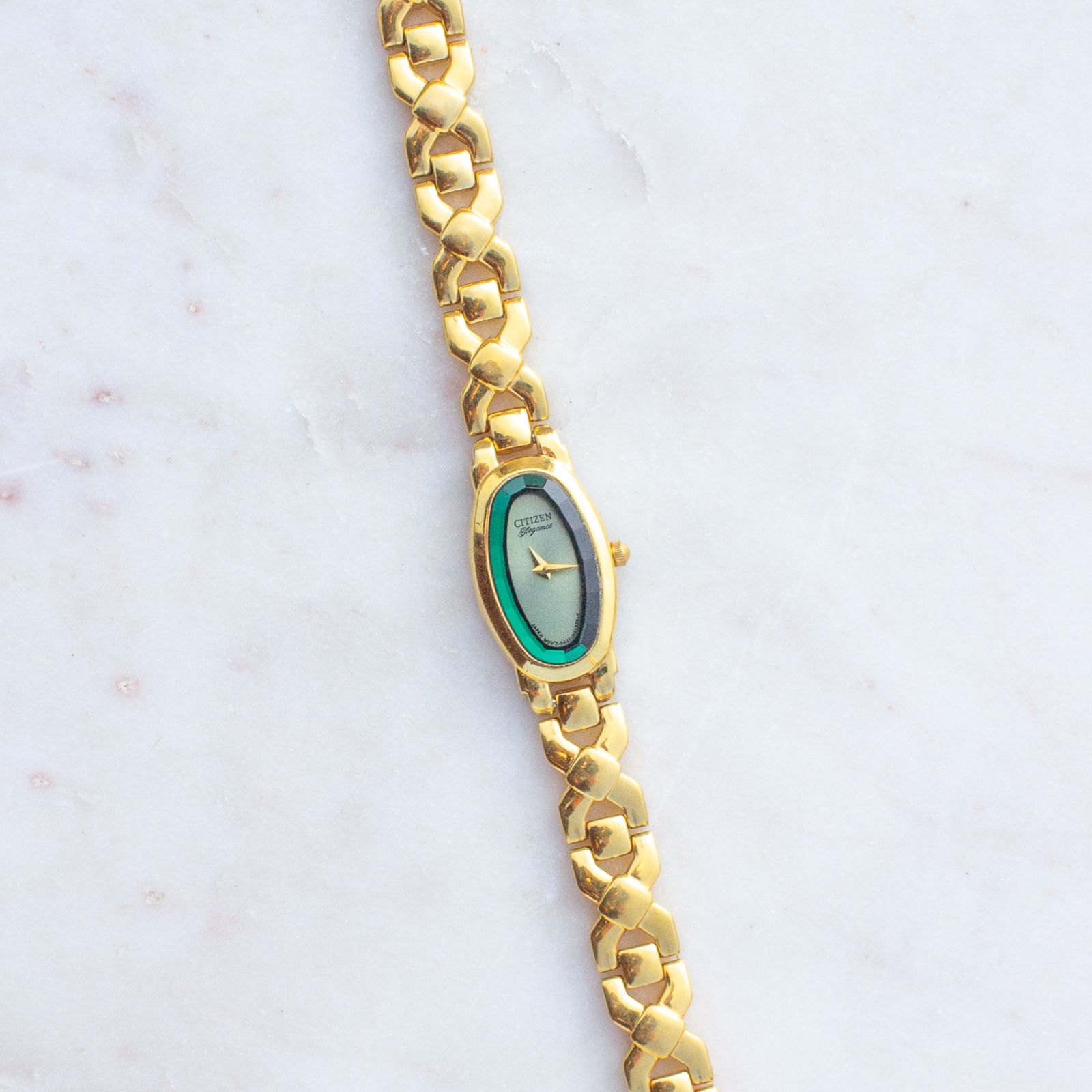 SEEK Vintage | Timeless Vintage Pieces